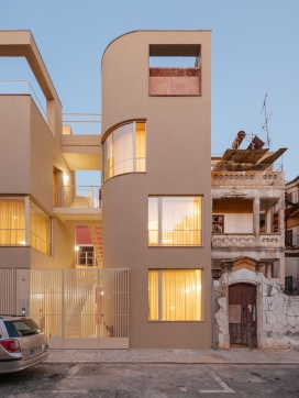 葡萄牙芥末325平米的玫瑰坊建筑