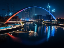蓝紫拱桥夜景图
