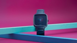 有 37 个指针适用于不同时区的Rado手表