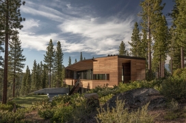 旨在最大限度提高全景视野和能源效率的现代化的房子