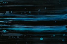 流淌的蓝色液体图
