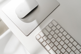苹果键盘与鼠标