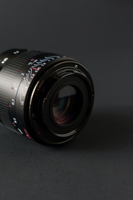 质感单反镜头图