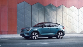 沃尔沃C40城市越野车图片