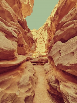 丹霞地貌小径路