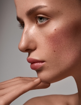 Uliana-精致女性人像肌肤摄影