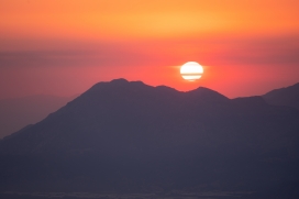 日落西山风景图片