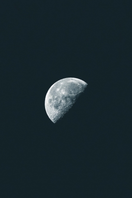 月球黑白图