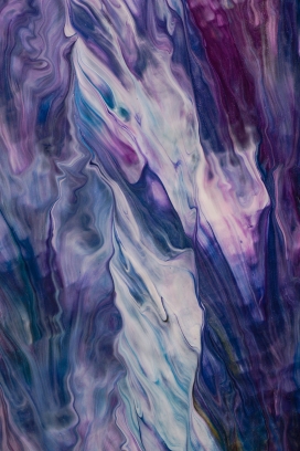 抽象紫色液态水花纹理背景图