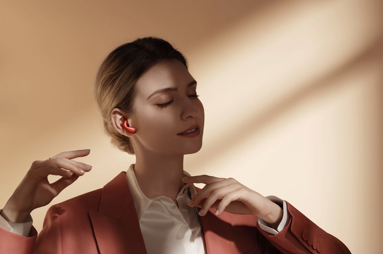 符合人体工程学舒适度、优质音质和出色ANC的水滴形华为无线耳机---酷图编号2