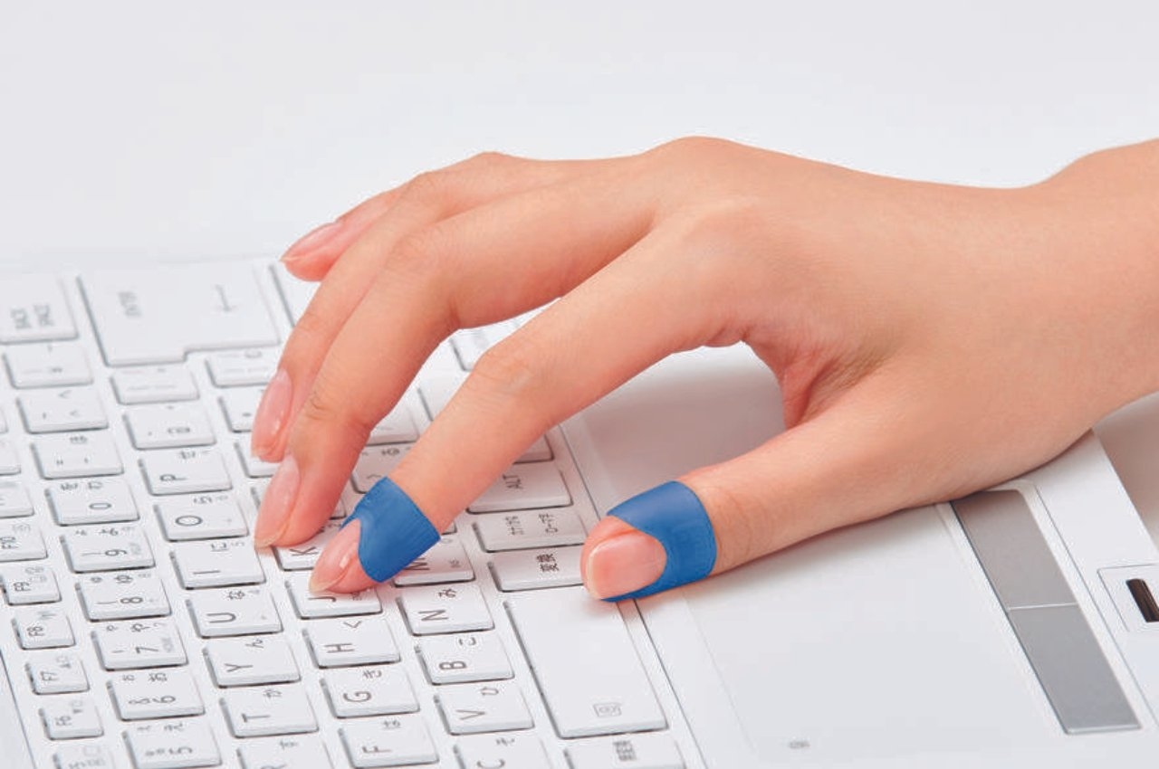 可以帮助你轻松翻页的日本小巧弹性辅助工具图片