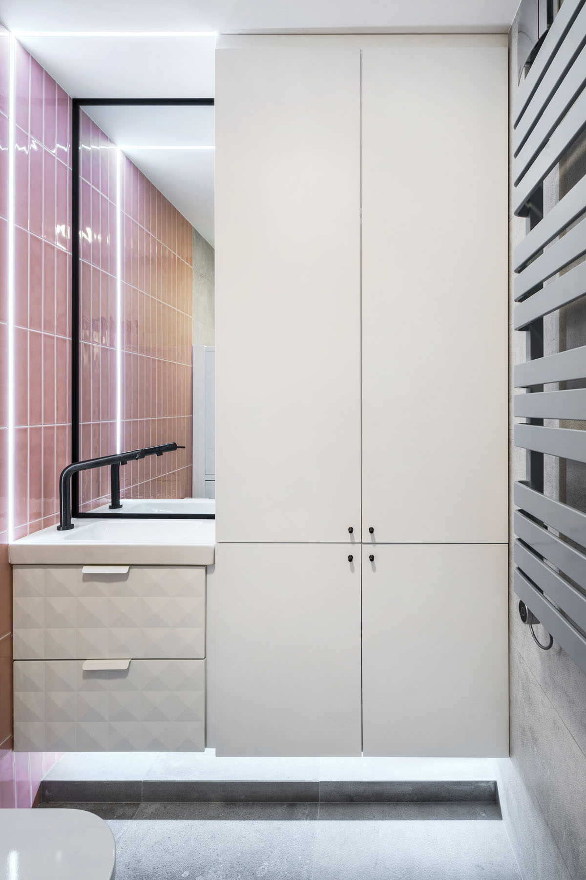 每一个区域都有独特个性色彩的现代家居内饰---酷图编号1