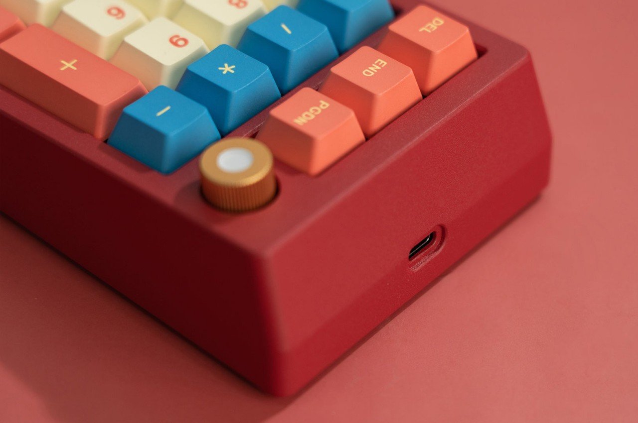 让数字运算变得更加生动的彩色无线数字键盘---酷图编号8