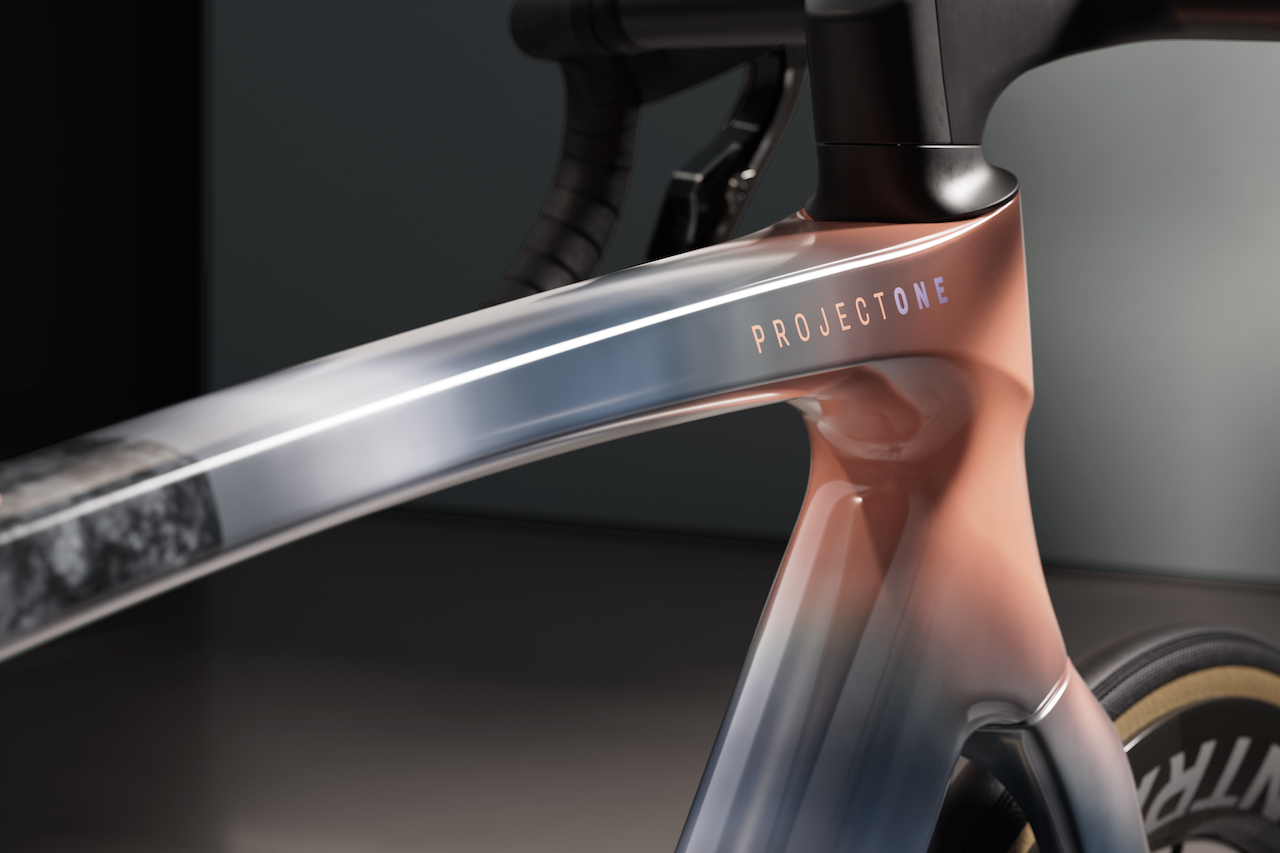 Pantone x Trek限量版Project One自行车---酷图编号2