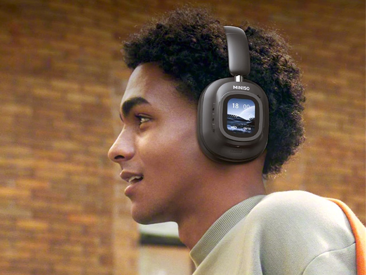 配有可拆卸IPOD带触摸屏的头戴立体耳机---酷图编号1