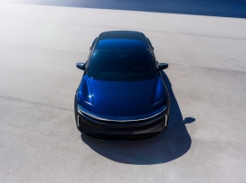 Lucid Air蓝宝石色汽车