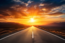 火烧云下的笔直马路