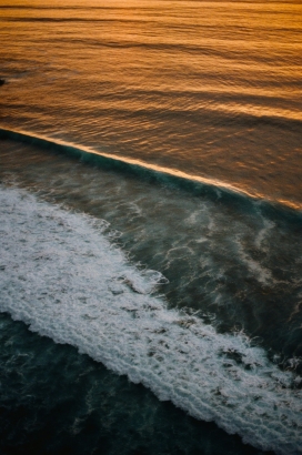 海滩海浪地平线风景