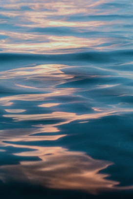 唯美河面湖面风景图