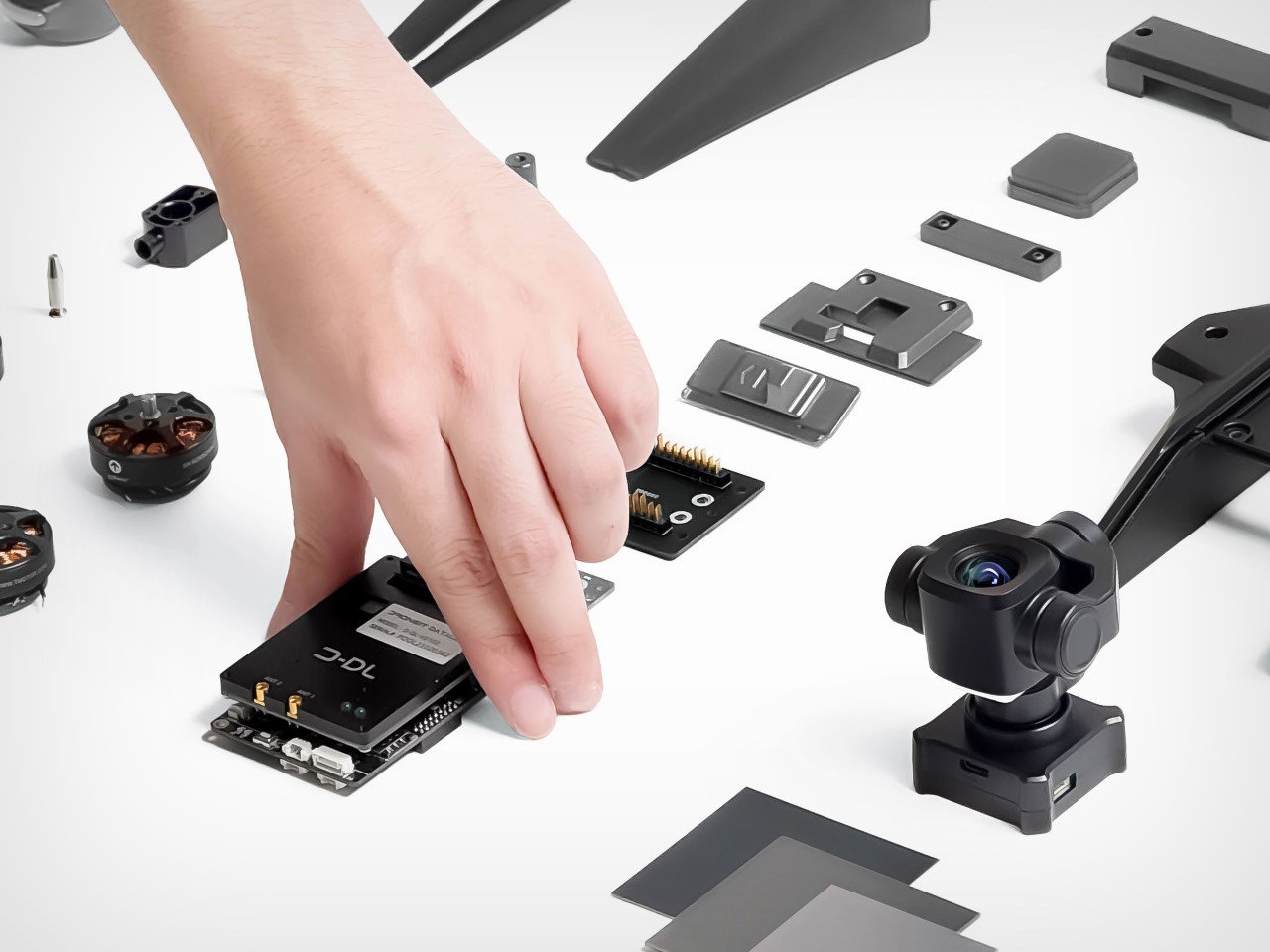 IF FRAMEWORK设计的一架无人机:满足模块化无人机概念,具有完全可升级的组件---酷图编号4