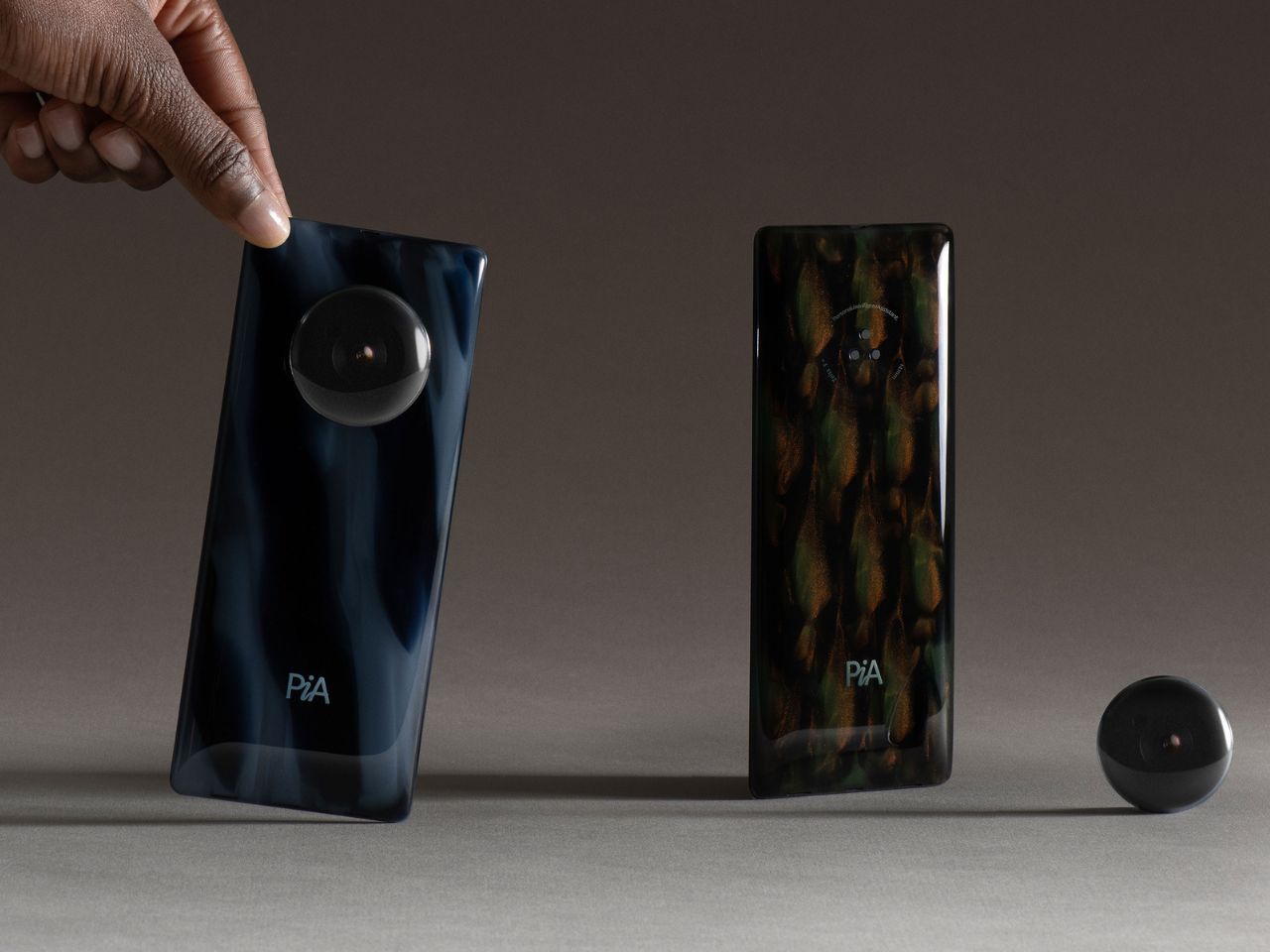 人工智能驱动的可穿戴技术生态系统,感觉更像是一个伴侣,而不是一个小工具---酷图编号9