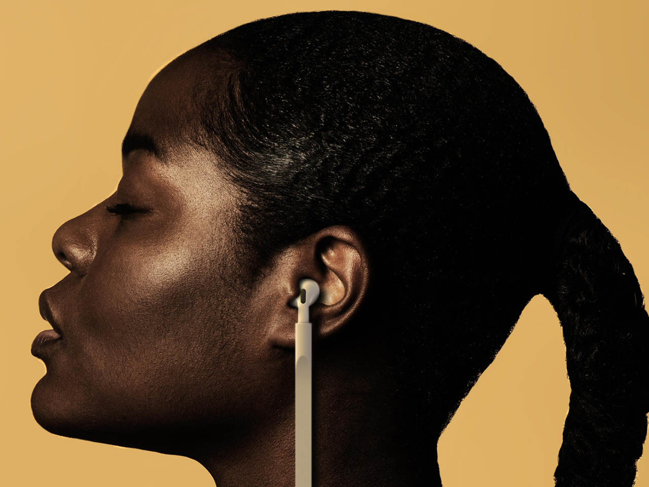 当耳机和外壳电池耗尽时,这款用于AIRPODS PRO的反向充电线非常有用---酷图编号10