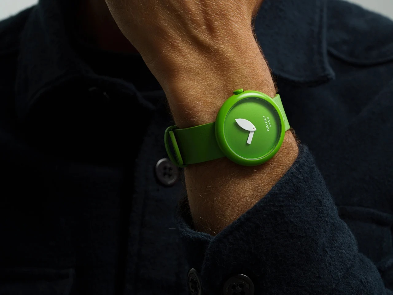 安藤忠雄将俏皮设计与年轻精神融为一体的青苹果手表---酷图编号7