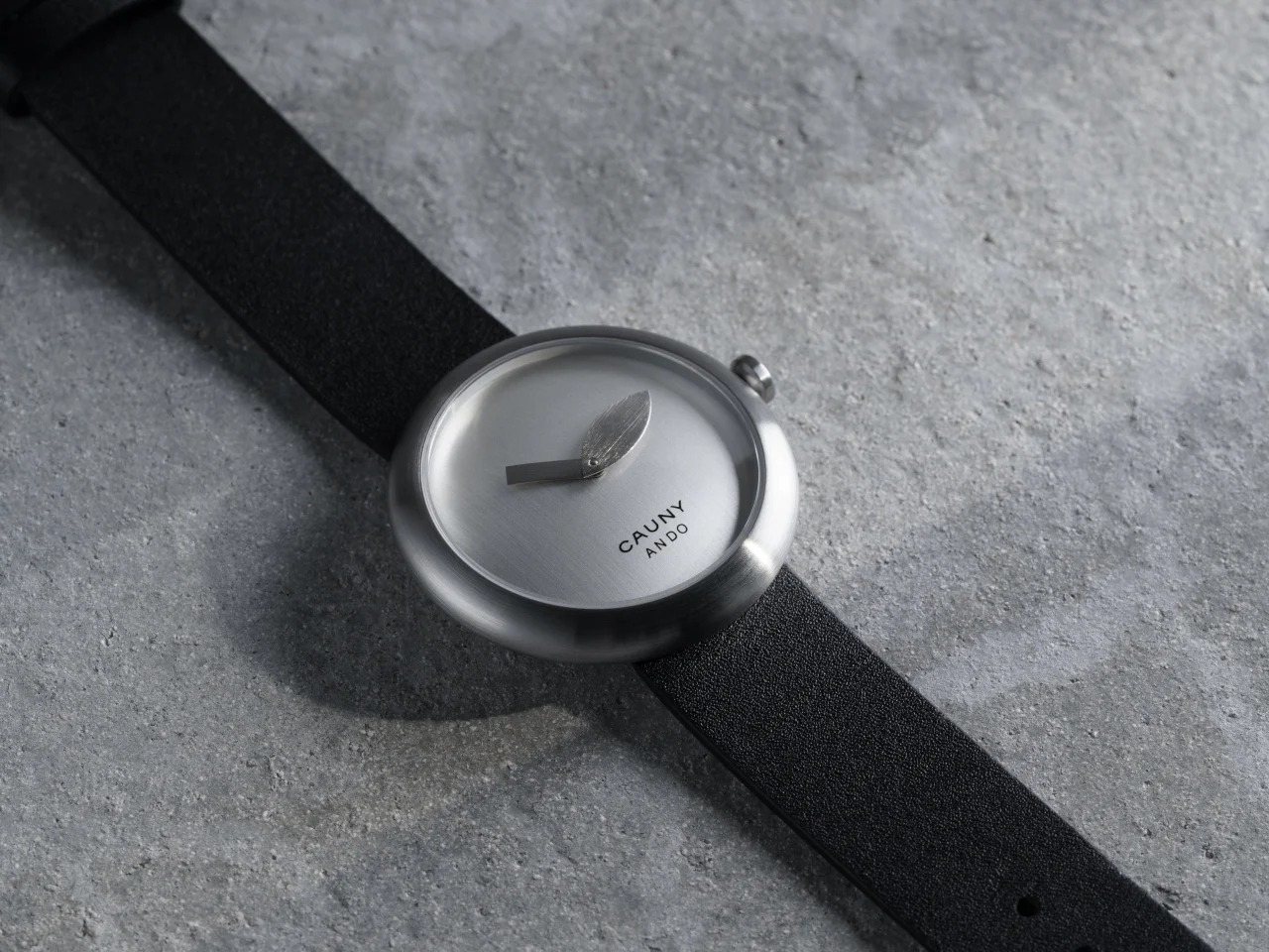 安藤忠雄将俏皮设计与年轻精神融为一体的青苹果手表---酷图编号5