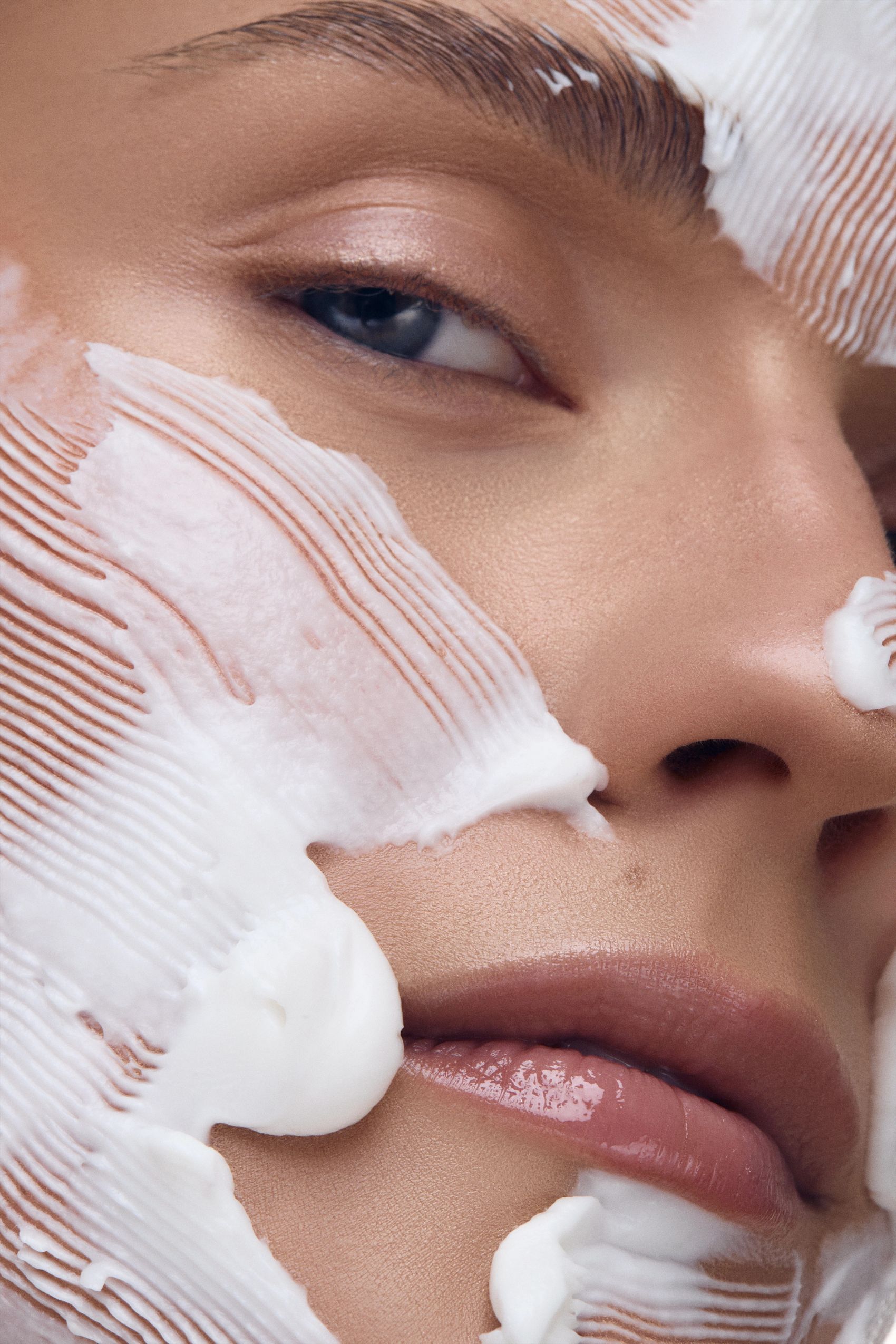 TEXTURES-护肤品人像图片