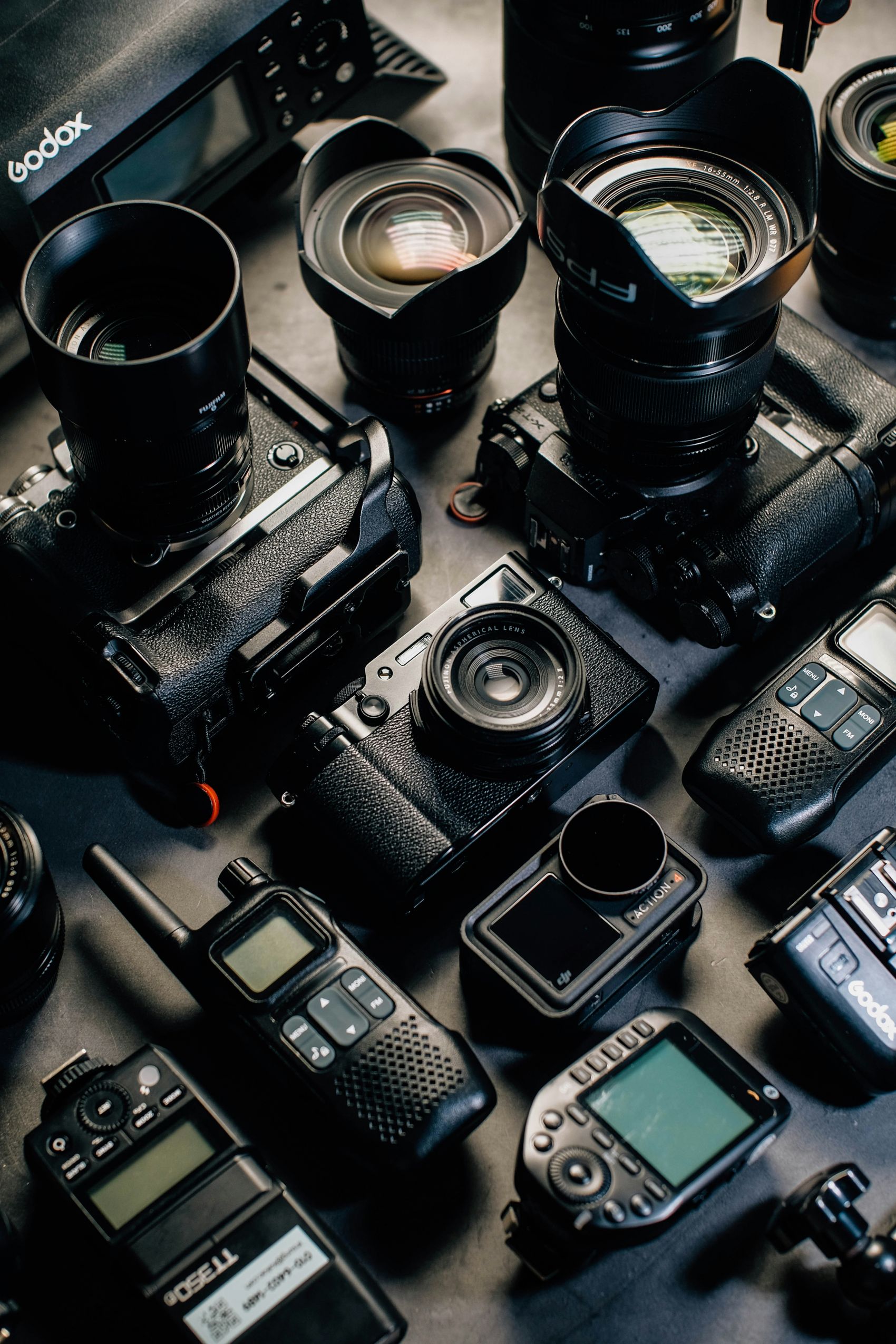 黑械影库 - 专业摄影器材的硬核质感视觉图片图片