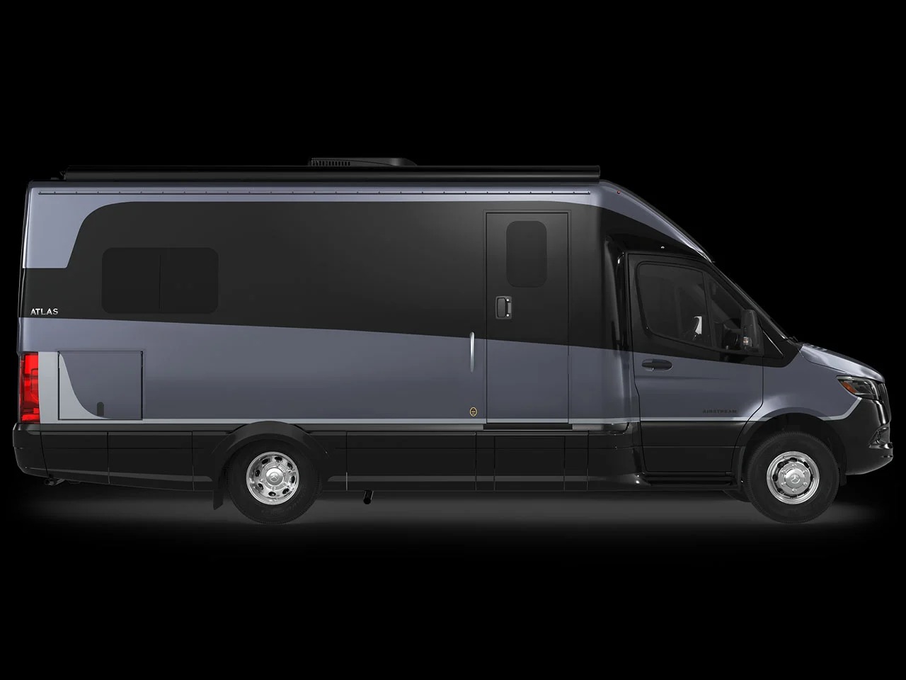 奔驰阿特拉斯25RT重新定义了经典的双人房车---酷图编号3