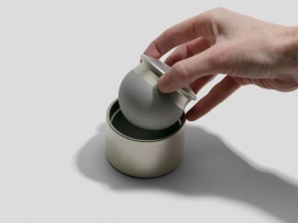 CW&T将砂浆加工成1.31公斤的球形钢制物体