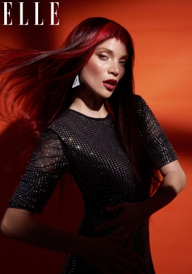 ELLE Lithuania-炽橙氛围下的质感造型