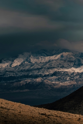 荒漠雪山秘境 - 冷峻自然地貌风光摄影