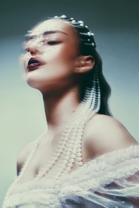 White bead-白珠美容动感模糊摄影