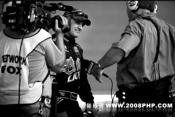 全球体育新闻热点关注法网公开赛首轮爆冷与种子选手出局