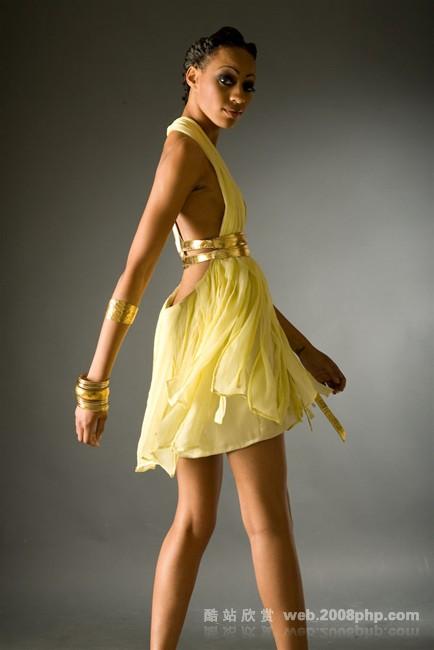 来一组非洲黑人女性时装摄影展示---酷图编号5