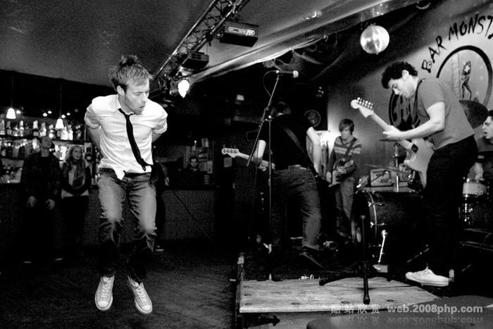 欧美音乐乐队组合疯狂生活急性演奏摄影图片