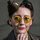 点击查看Manuel Barrera艺术家的简介与全部作品