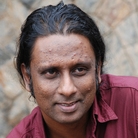 点击查看Channa Horombuwa艺术家的简介与全部作品