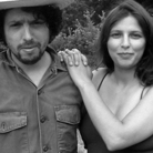 点击查看Sandrine and Michael艺术家的简介与全部作品