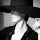 点击查看Marian Woo艺术家的简介与全部作品