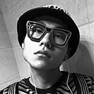 点击查看刘翼艺术家的简介与全部作品