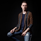 点击查看Valerii Mykhailenko艺术家的简介与全部作品