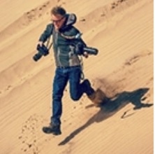 点击查看James Lipman艺术家的简介与全部作品