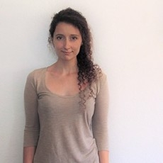 点击查看Marisa Xavier艺术家的简介与全部作品