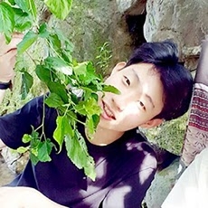 点击查看David Junghoon Hong艺术家的简介与全部作品