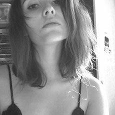 点击查看Maya Bayer艺术家的简介与全部作品