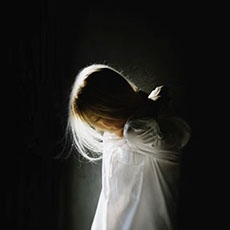 点击查看Eglė Juzu艺术家的简介与全部作品