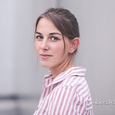 点击查看Jara Freund艺术家的简介与全部作品